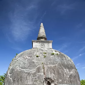 Kiri Vihara in the ancient city of Polonnaruwa