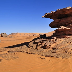 Sandstone rock formation near Tin Merzouga, Tadrart, Tassili nAjjer National Park, Unesco World Heritage Site, Algeria, Sahara, North Africa