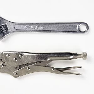 Spanner and plier wrench