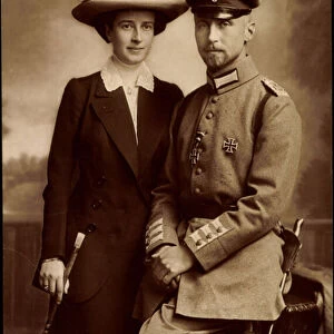 Ak Prince Oscar of Prussia with Countess Ina Marie von Ruppin, NPG 4949 (b / w photo)
