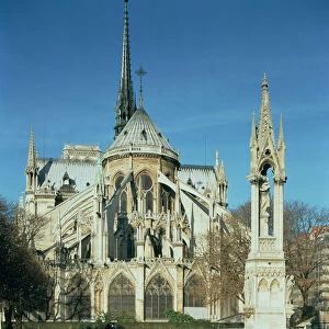 East end of Notre Dame, 1163-1345 (photo)