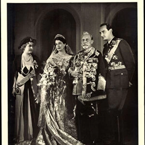 Kaiserin Hermine, Kaiser Wilhelm II, Prince and Princess Louis Ferdinand (b / w photo)