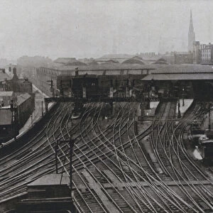Newcastle, Railway Crossings at the Central Station (b / w photo)