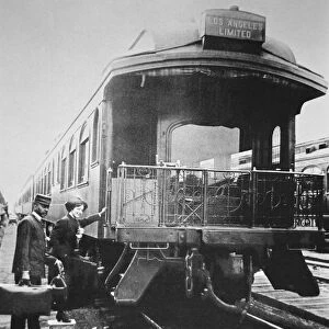 A passenger boarding the Los Angeles Limited train of the Union Pacific Railroad in 1910