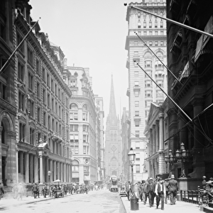 Wall St. and Trinity Church, New York, N. Y. 1903 (b / w photo)