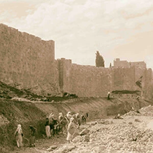 Clearing north city wall March 1936 Jerusalem