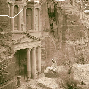 Petra el-Khazne figures 1898 Jordan Extinct city