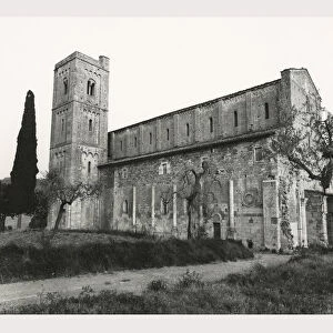 Tuscany Siena Montalcino environs Abbeys Antimo Abbey church