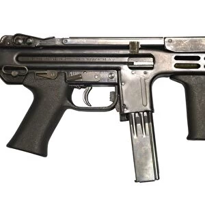 Italian Spectre M4 submachine gun