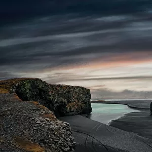Reynisfjara beach near Vik - Iceland