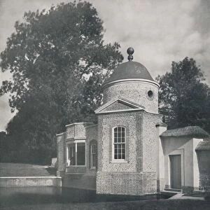 The gazebo and swimming pool at Biddesden House, Wiltshire, 1933