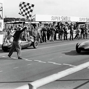 1957 British Grand Prix - Stirling Moss: Stirling Moss, 1st position, action
