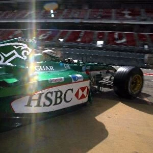 Formula One Testing: Eddie Irvine Jaguar R3