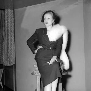 Marlene Dietrich on her arrival in England June 1949